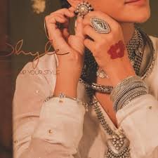 Shyle.in