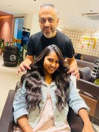 ManeaTheSalon.com