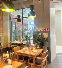 Cafe Delhi Heights