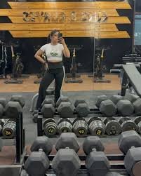 Cuts and Curves Fitness Studio