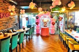 Falcon Cafe Lounge