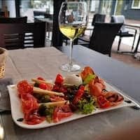 Giulia Armando – Pizzeria, Bar And Grill