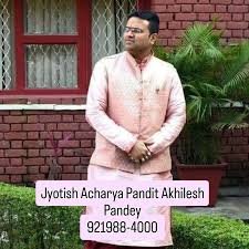 Astrologer Akhilesh Pandey